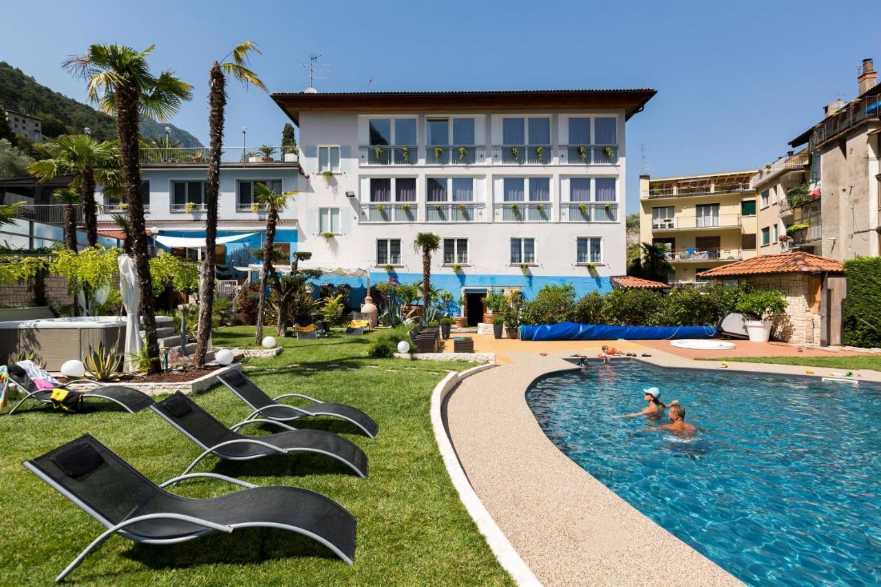 Hotel Canarino Riva del Garda Exteriér fotografie
